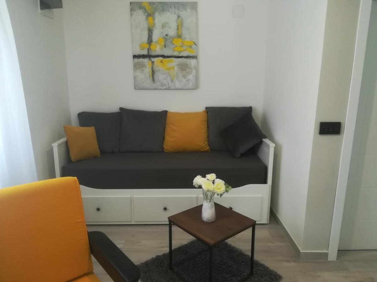 Apartmani HERMES Jadrija Bagian luar foto